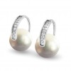  
Gemstone: White Pearl
Gold Color: White